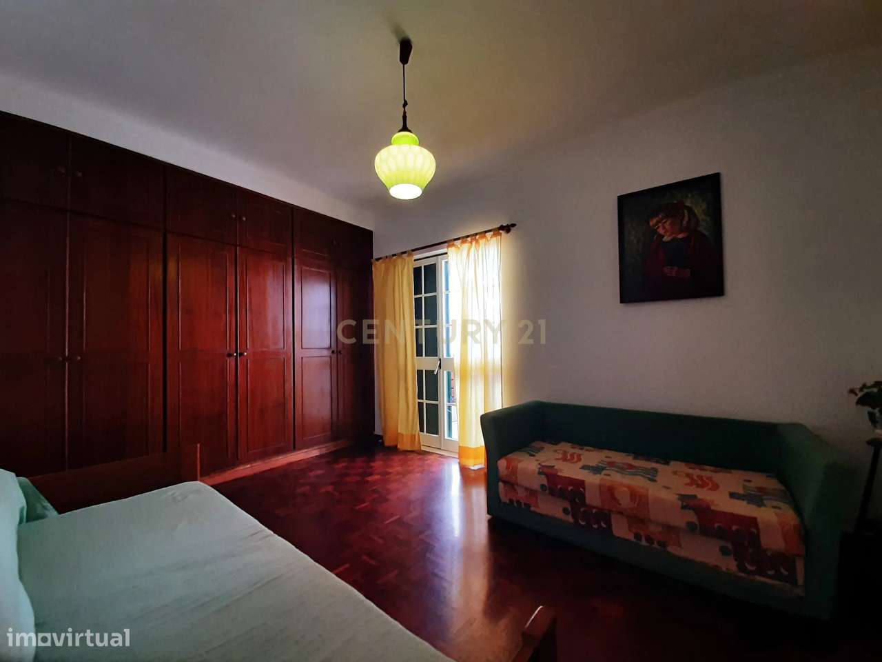 Espetacular Moradia T3 em Lousa com Garagem e Varandas-31