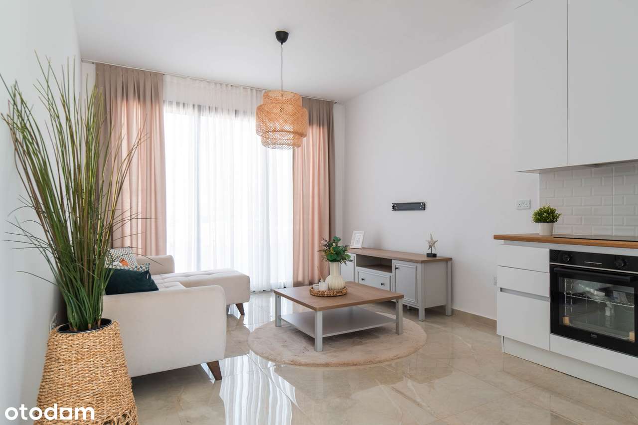 Cypr Apartament 46m2 z tarasem i prywatnym wyjściem-0