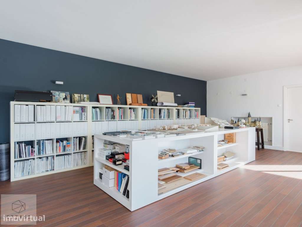 Moradia com vista mar no centro do Estoril-44