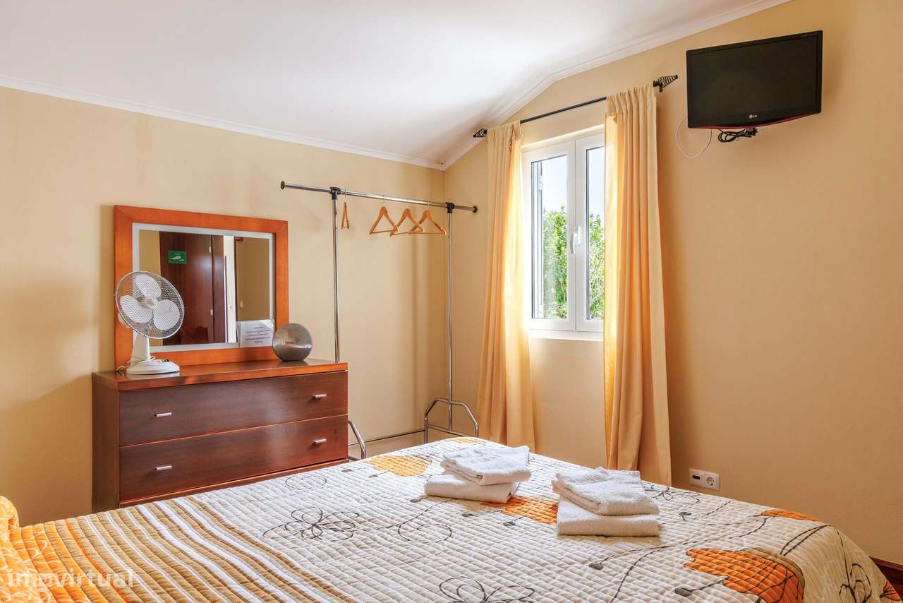 Moradia T7 com vista mar preparada para Alojamento-27