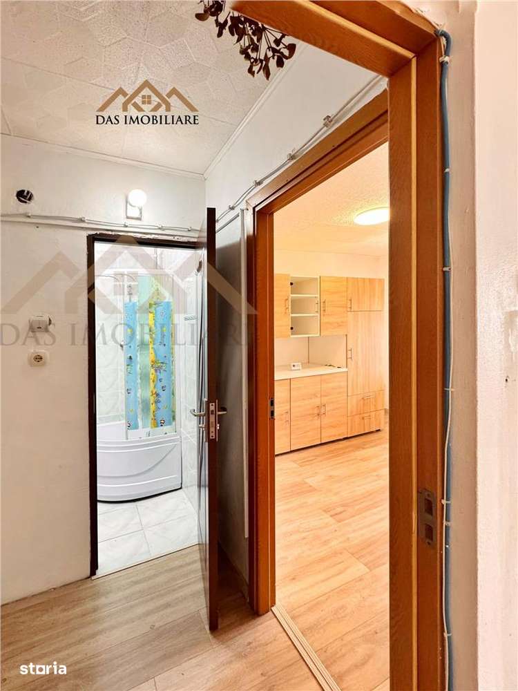 Garsoniera  etaj 3, str. Dragos Voda - Imagine principală: 3/8