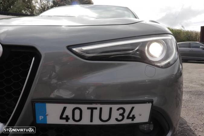 Alfa Romeo Stelvio 2.2 D Super AT8 - 5