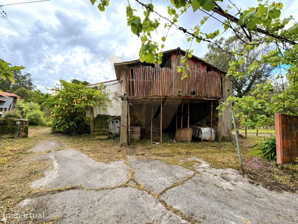 Casa Antiga T3 para Restauro | Facha - Ponte de Lima-8