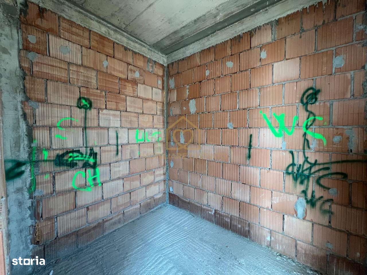 Casa in zona parcului Regina Maria cu 4 camere - Imagine principală: 4/14