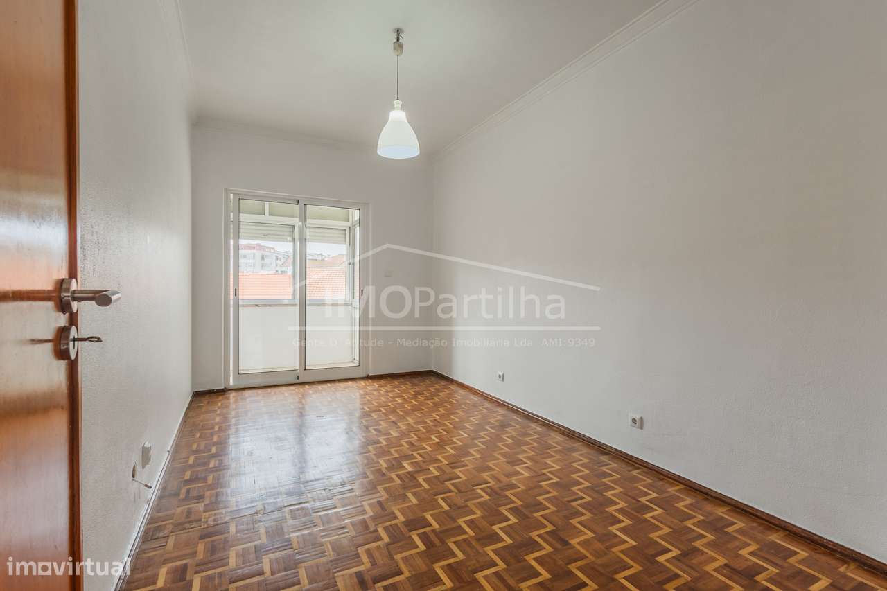 Apartamento T2 no Cacém-7