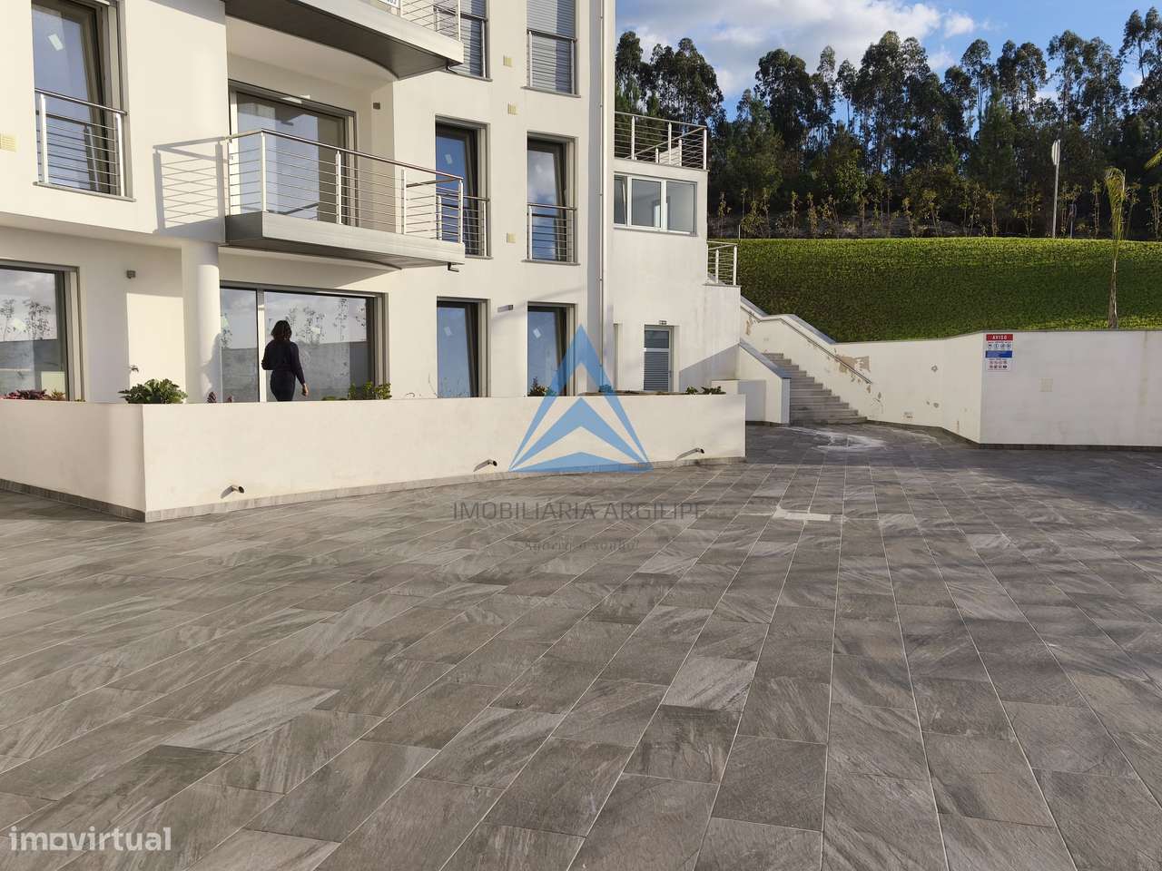 Apartamento T3 Duplex- Condomínio Fechado-43