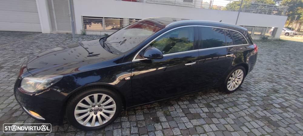 Opel Insignia Sports Tourer - 1