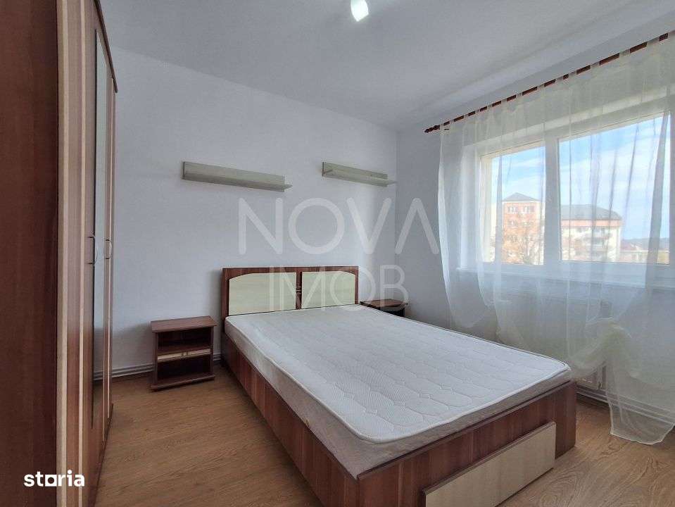 Apartament 3 camere, decomandat, Terezian - Imagine principală: 4/10