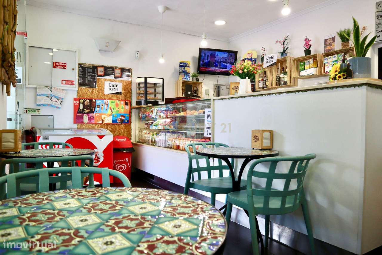 Café / Snack-Bar para Trespasse na Estrada de Benfica - Grande imagem: 4/14