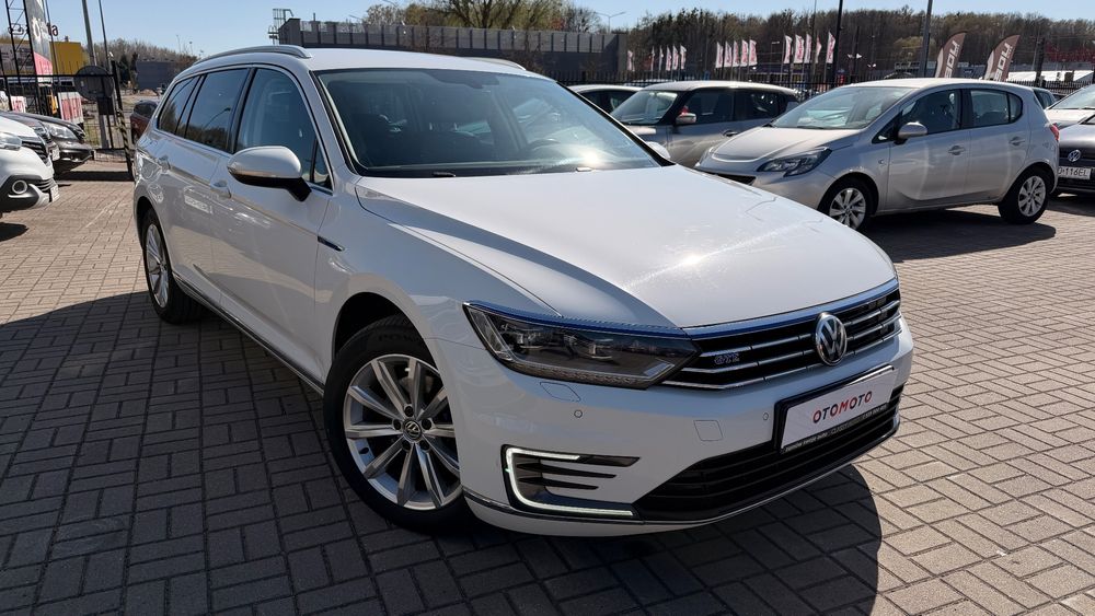 Volkswagen Passat B8 2016