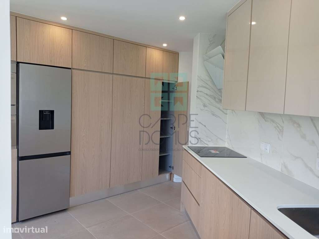 Apartamento T3 , remodelado, no Lumiar - Lisboa-14