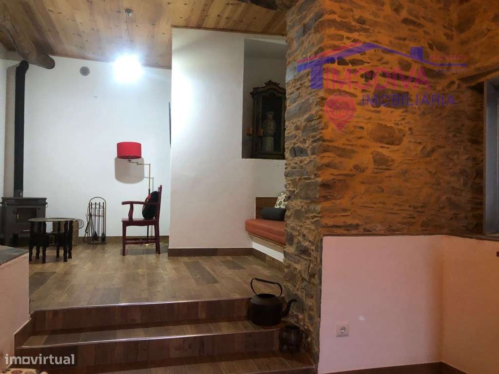 Casa de Xisto T2 com licença AL, em Castanheira de Pera-25