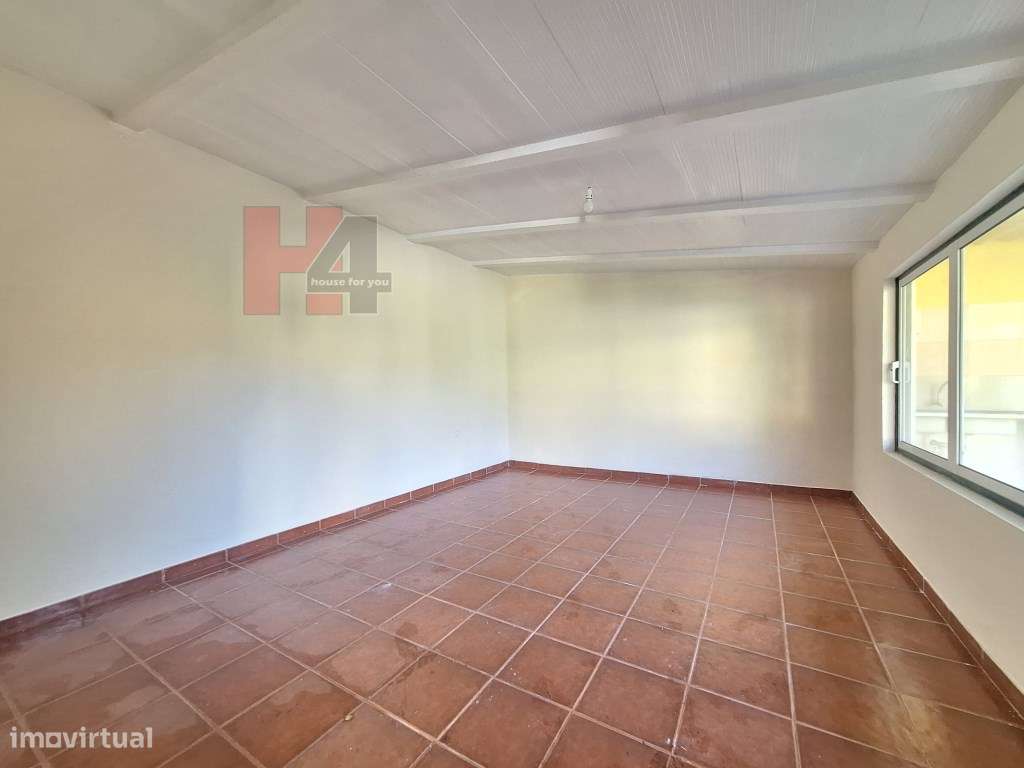 Moradia térrea V3 com piscina em Salvaterra de Magos, terreno 1.191m2-14