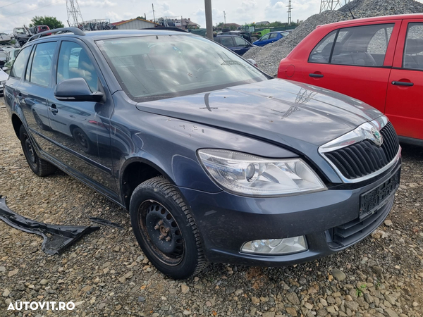 Dezmembram Skoda Octavia 2 Facelift, an 2011, 1.6 TDI cod CAY, euro 5 - 1