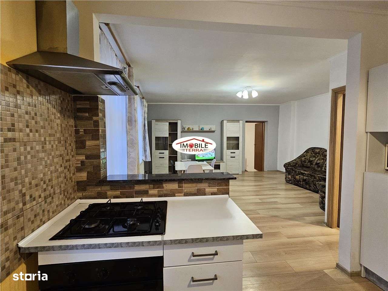 Apartament mobilat la etajul 1 in orasul de jos strada 9 Mai - Sibiu-2