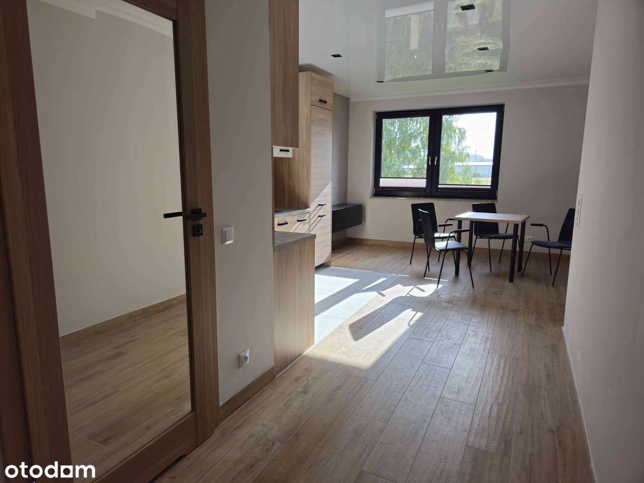 Nowa Kawalerka Na Wynajem z Wyposażeniem! Winda / Balkon / Ogródek - Pełny obrazek: 4/8