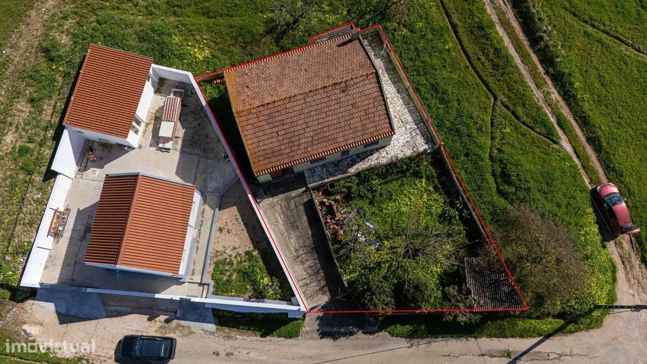 Moradia T2 e adega com terreno de 360m2  para venda em Arruda dos Vinh - Grande imagem: 4/38