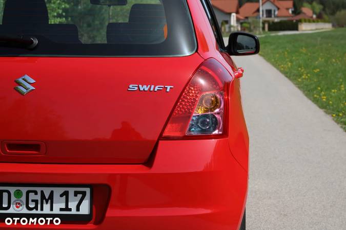 Suzuki Swift - 35