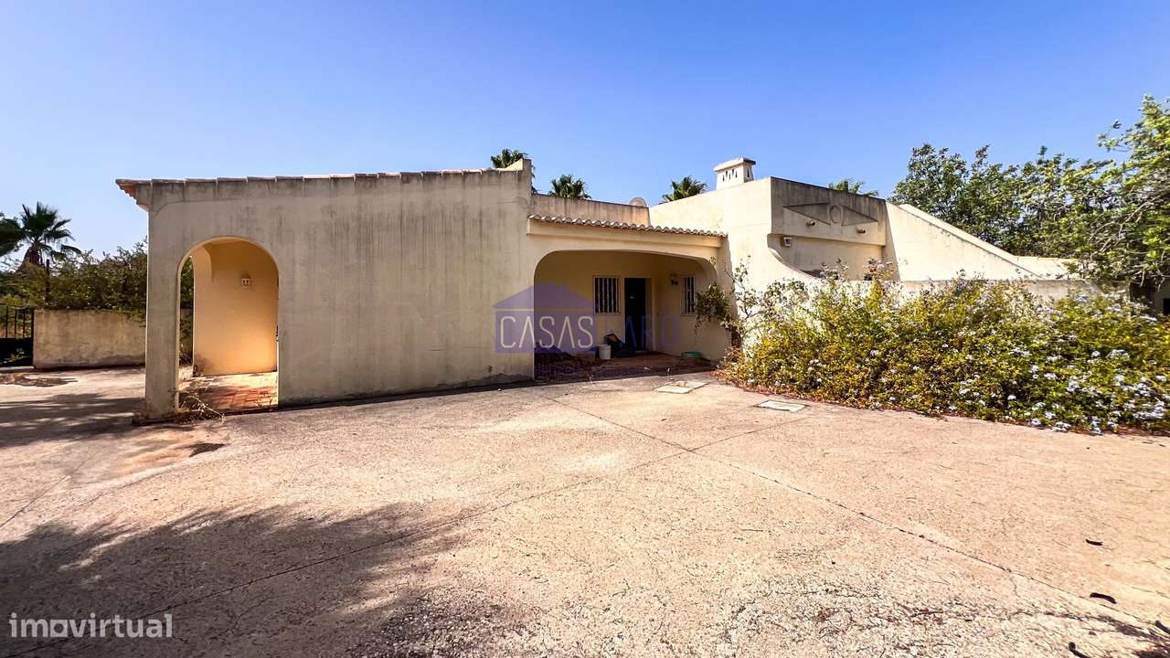 Moradia Isolada T3 com Piscina e vista para o Golf - Lagoa, Algarve-9