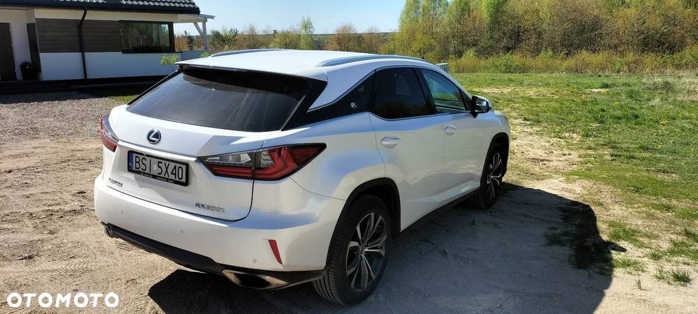 Lexus RX - 5