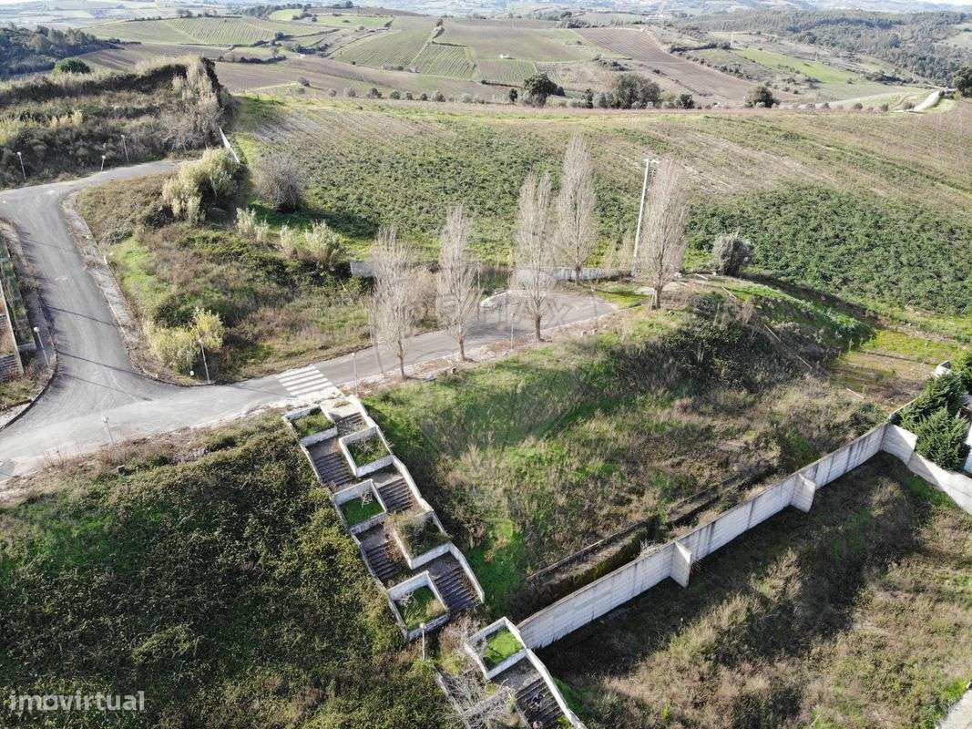 Terreno  para venda - Grande imagem: 2/4