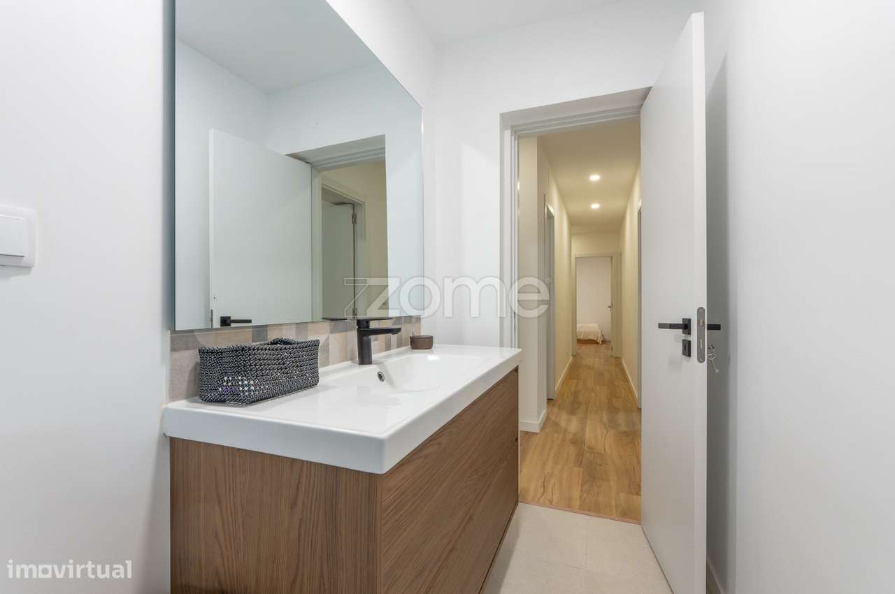 Apartamento T3 Totalmente Renovado com Terraço em Arroios | Lisboa - Grande imagem: 5/31