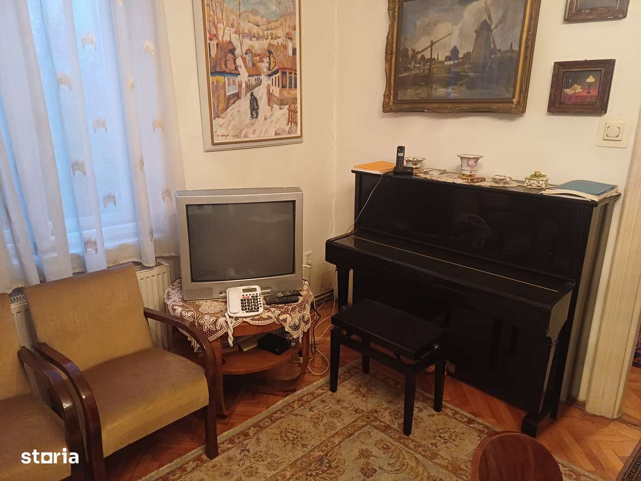 Vand apartament 2 camere in Centru-5