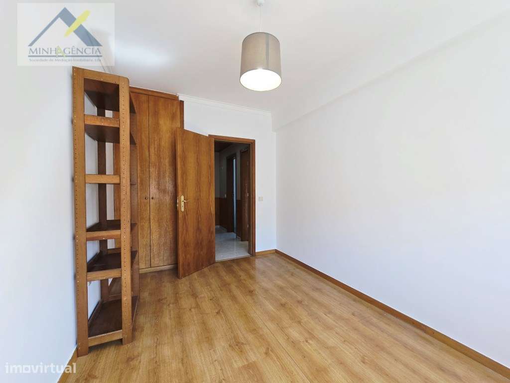 Apartamento T2 no Vale do Cobro em Setúbal-20