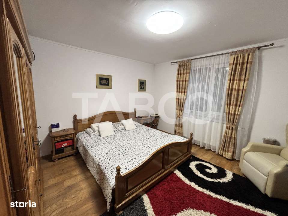 Casa deosebita de vanzare cu 3 camere  Sura Mare Sibiu 500 mp teren - Imagine principală: 5/16