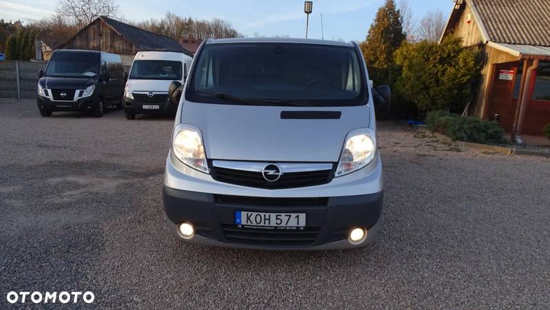 Opel VIVARO - 32