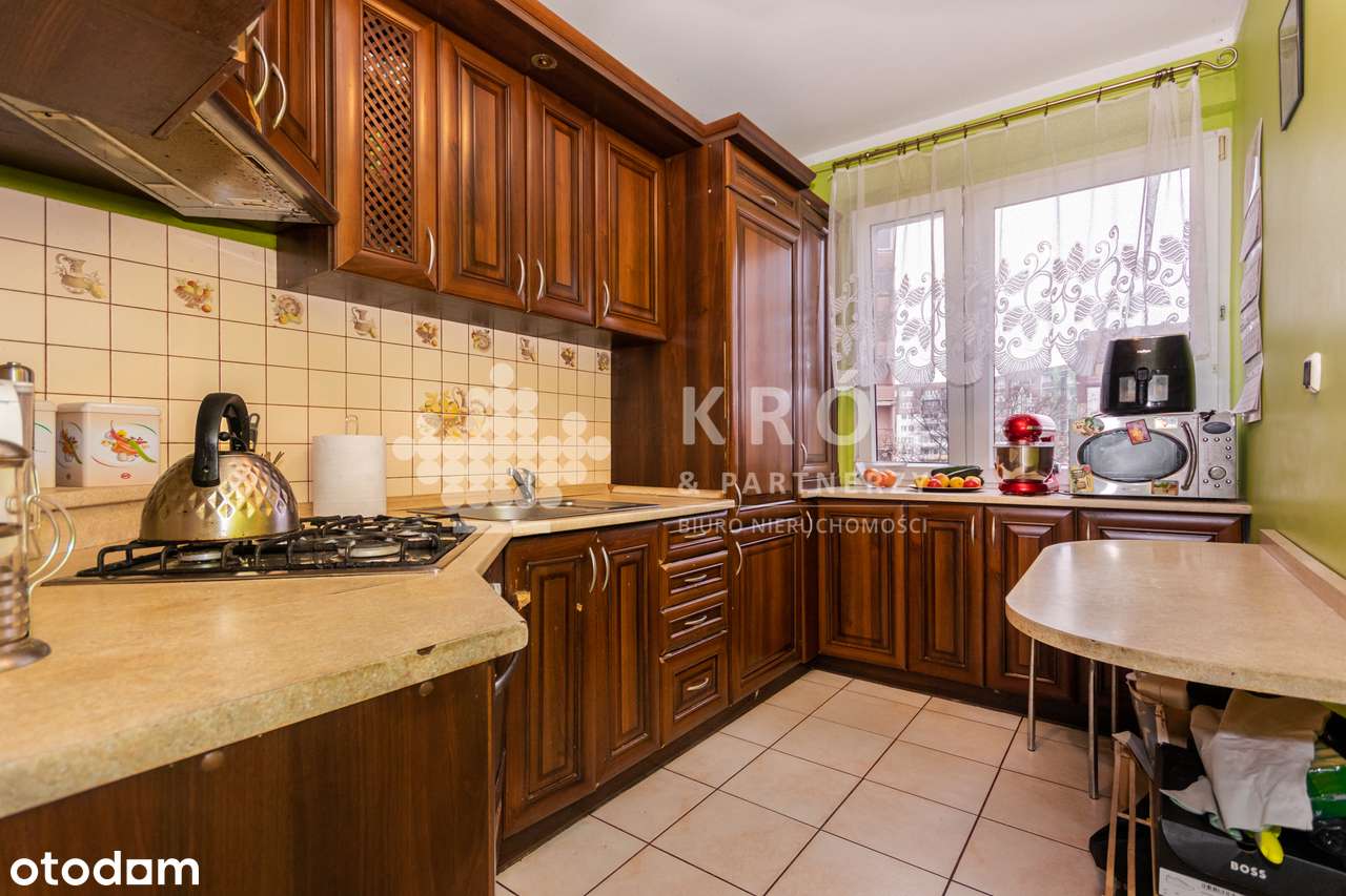 3 pokojowe spółdzielczo- własnościowe mieszkanie z balkonem na Bukowym-13