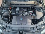 BMW Seria 3 318i Touring - 32