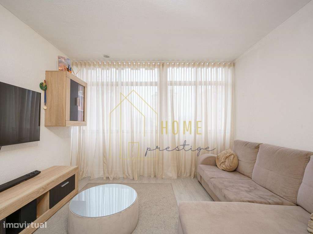 T2 em Setúbal - Sala Open Space e Prédio com Elevador - Grande imagem: 3/18