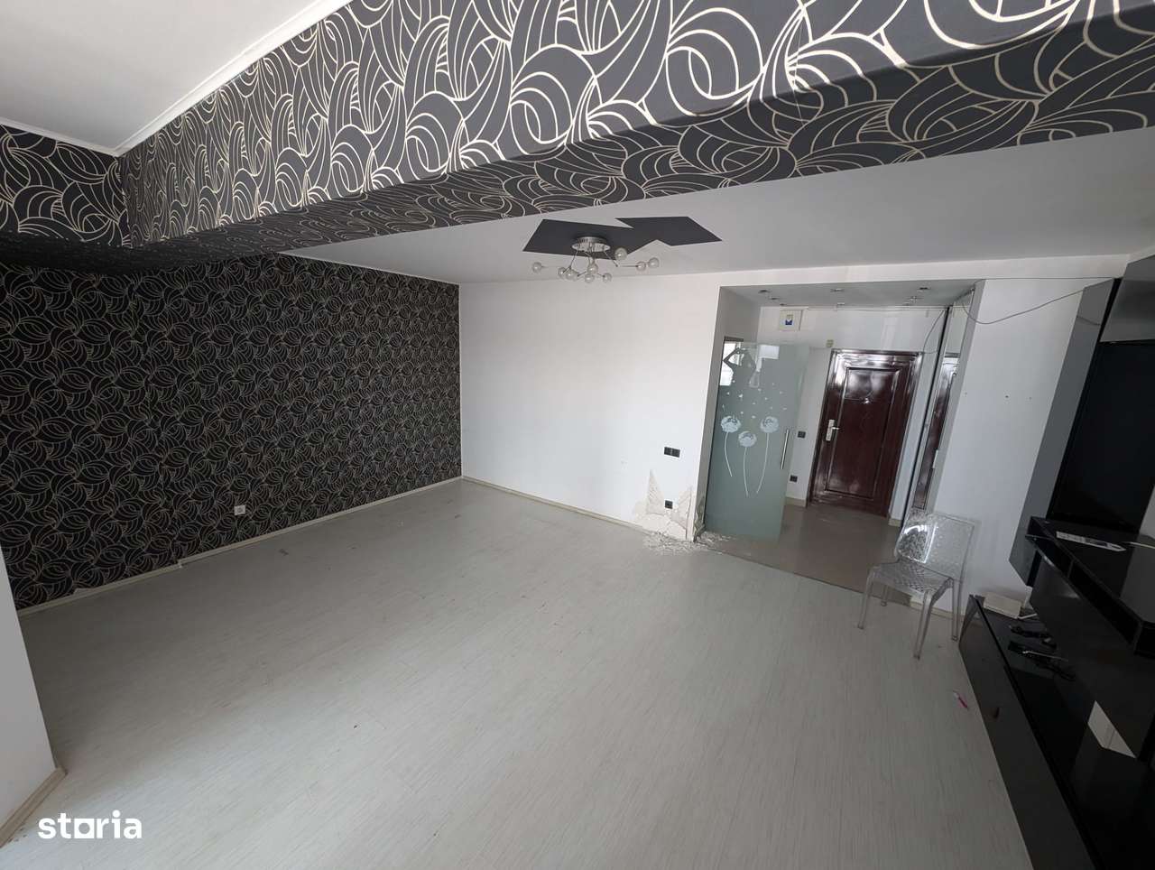 2 camere , bloc nou, semidecomandat, CALEA TURZII-ZORILOR, zona OMV-2