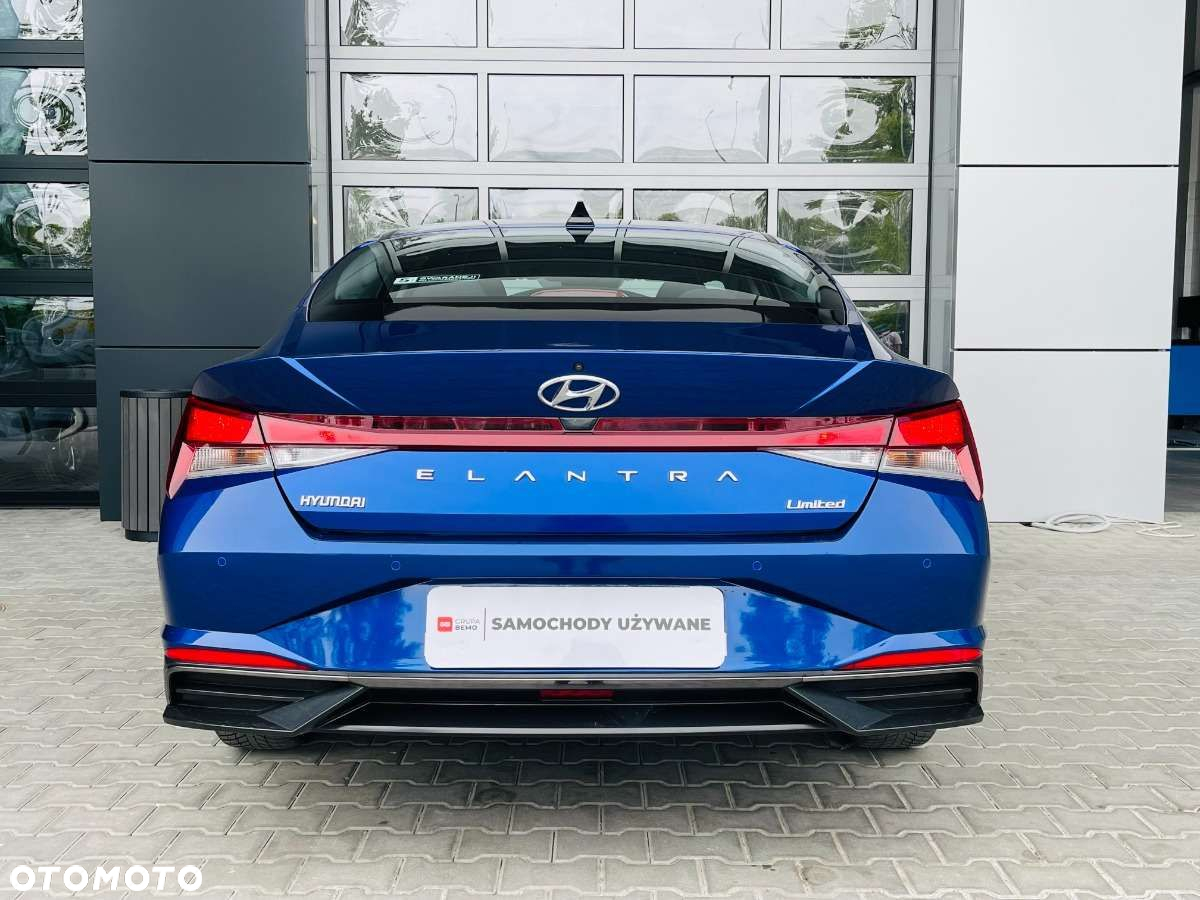 Hyundai Elantra - 7