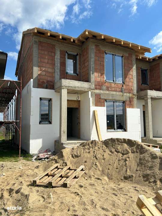 Casa insiruita 3 camere, 88 mp utili, 300 mp teren, zona Planetelor - - Imagine principală: 1/11