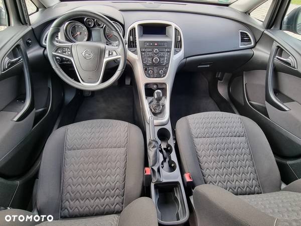 Opel Astra IV 1.3 CDTI Cosmo ecoFLEX - 29