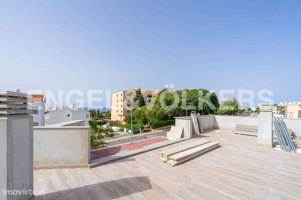 Moradia Moderna na Galé - em construção - Grande imagem: 4/15