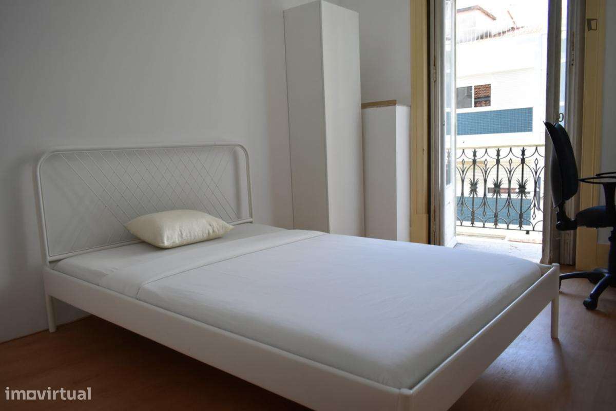 Quarto - localizado em Anjos Lisbon - Grande imagem: 3/10