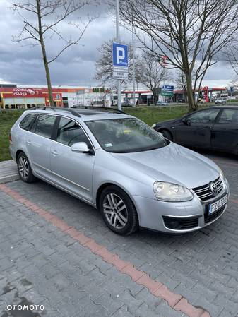 Volkswagen Golf - 2