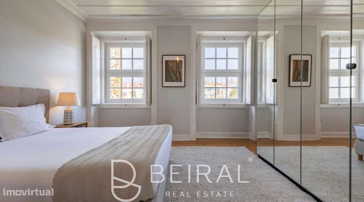 Apartamento T2 com varanda e estacionamento-9