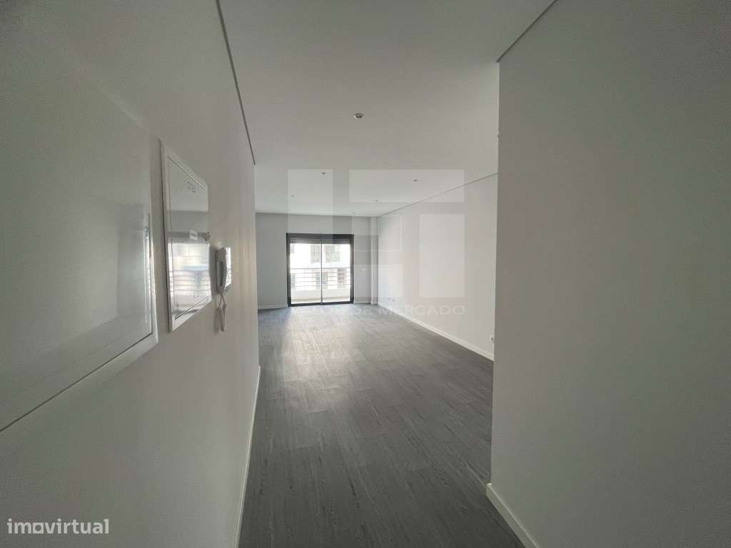 APARTAMENTO T3 COM PISCINA, GARAGEM E ARRECADAÇÃO - OLHÃO - FARO-10