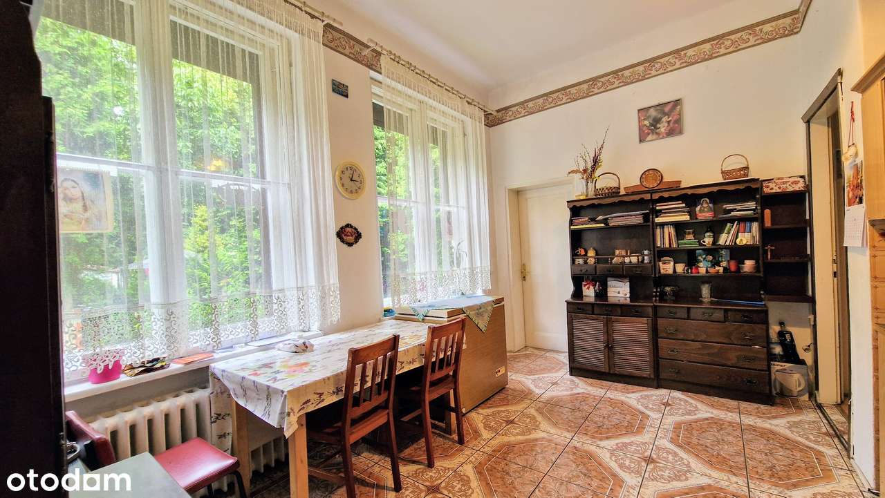 Na sprzedaż przestronne mieszkanie 133 m² z dużym ogrodem, ul Szybowa-8