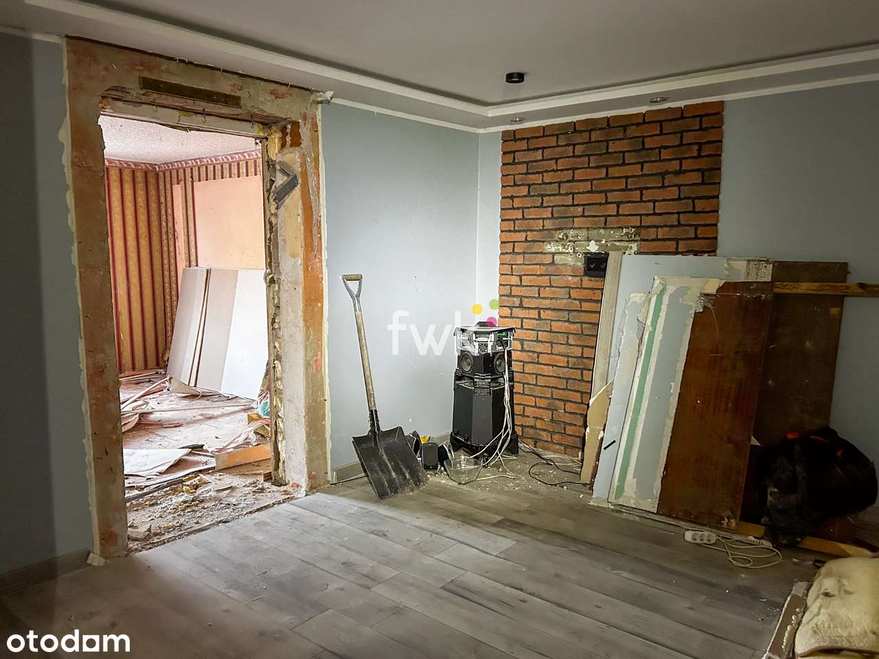 Dom do częściowego remontu w Parkowie-11