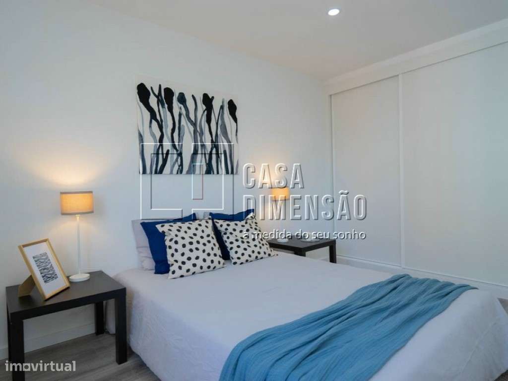Apartamento de tipologia T3 com varanda, mobilado e equipado em Ben...-38