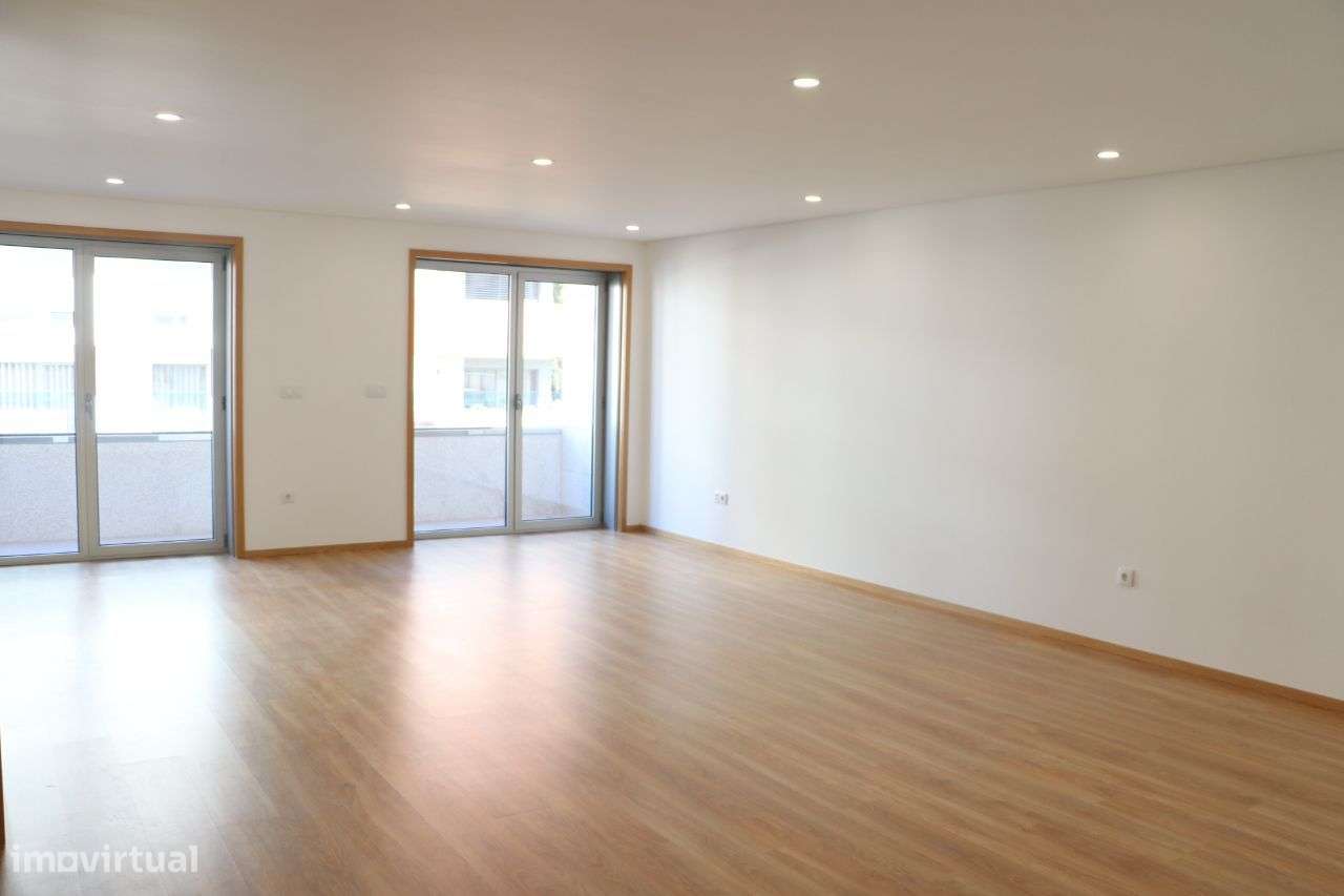 T3 Próximo ao centro - Grande imagem: 2/37