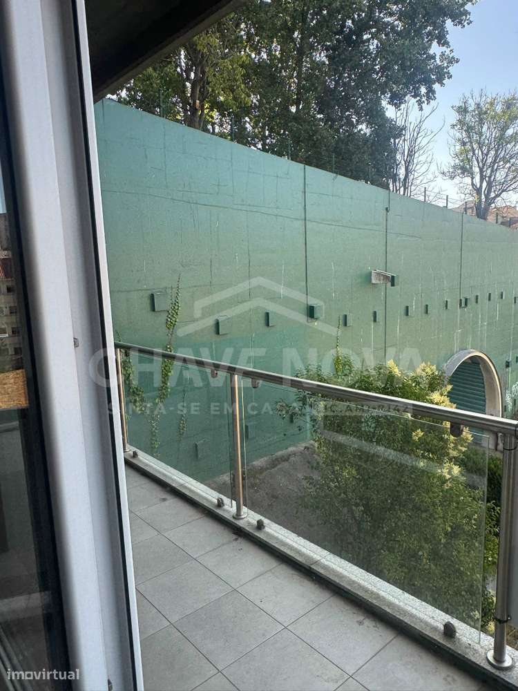 Apartamento T2 Praça das Flores, Porto-28