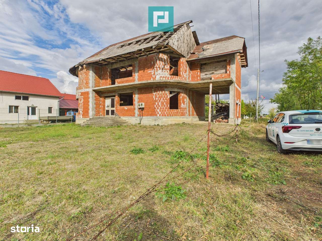 Casă la roşu S+P+1 în Bodrogu Nou - Imagine principală: 1/10