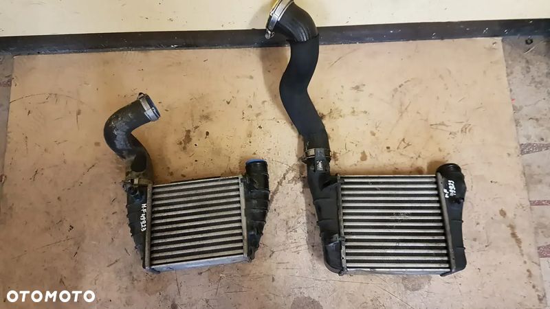 Audi A4 B7 OE 8E0145806M 8E0145805AA  intercooler chłodnica powietrza doładowującego - 1