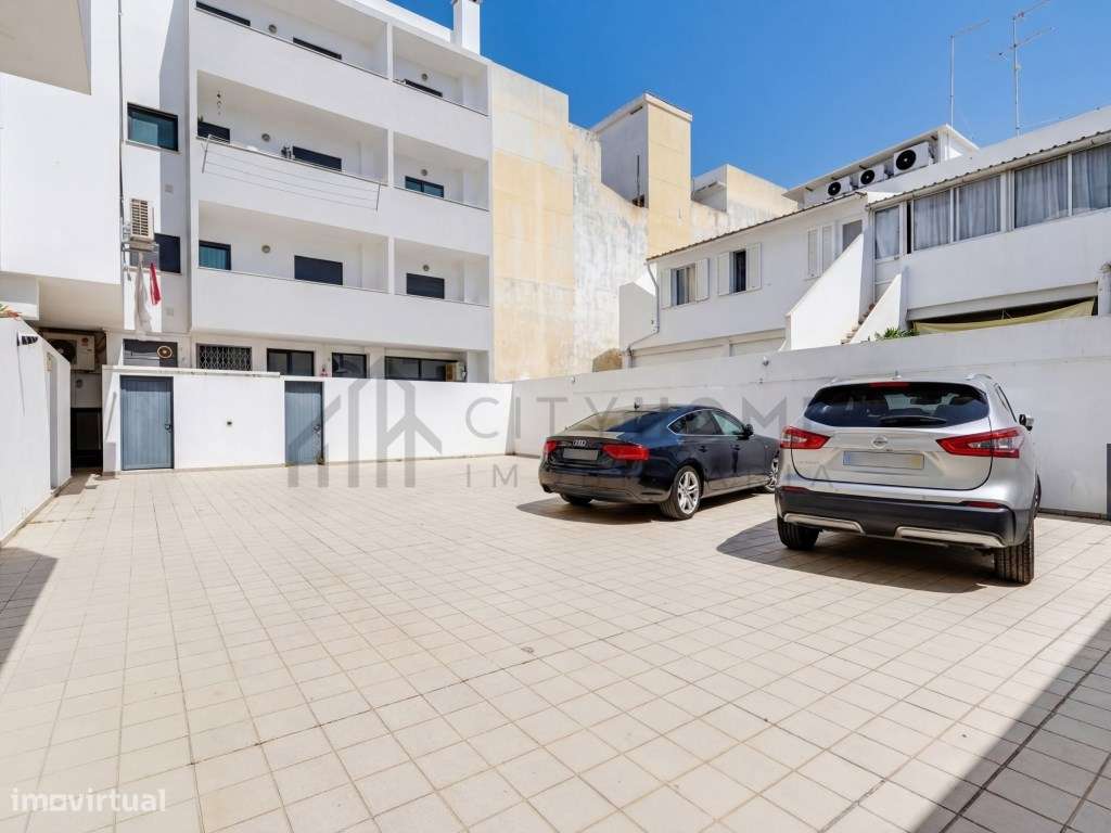 Espaço comercial em Loulé 'Chave na Mão'-14